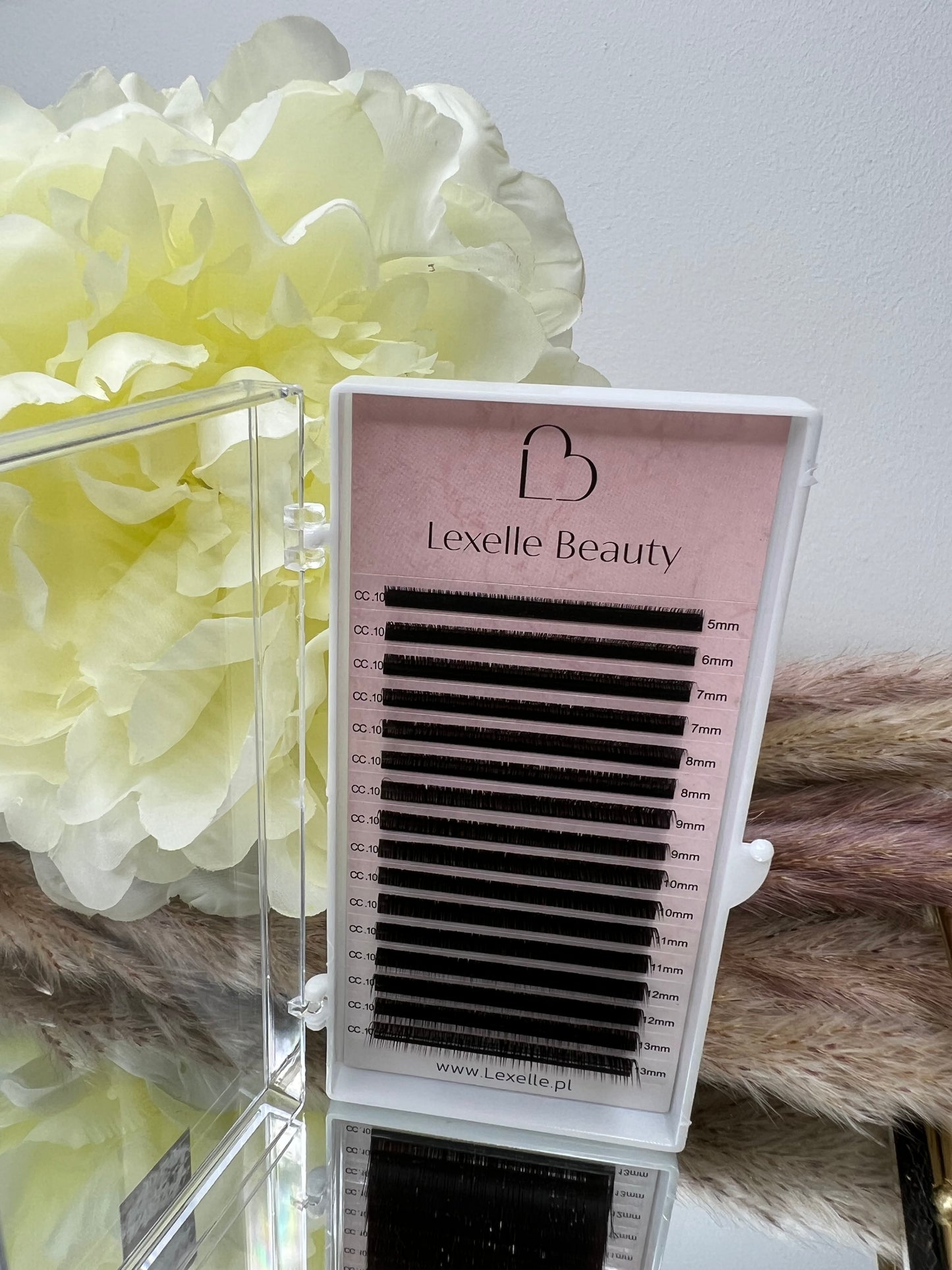 Lexelle Beauty DARK BROWN Lashes - Mix curl CC 0.10
